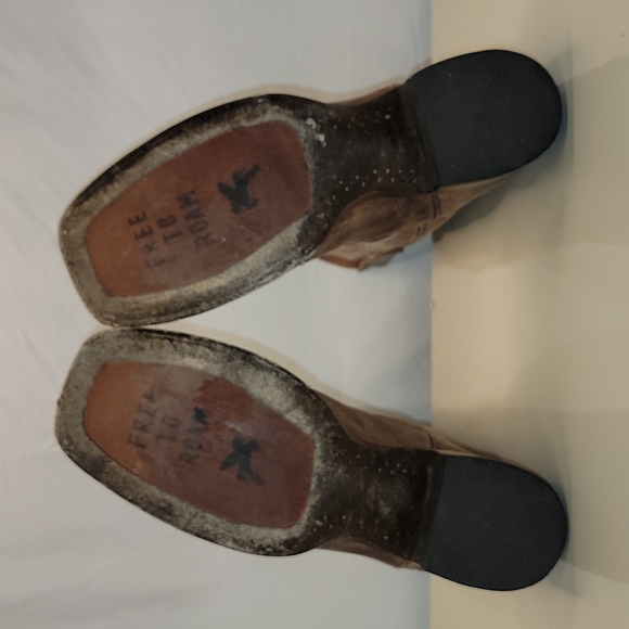 Idyllwind women's western boots in great condition.  Size 11 B - Picture 9 of 13